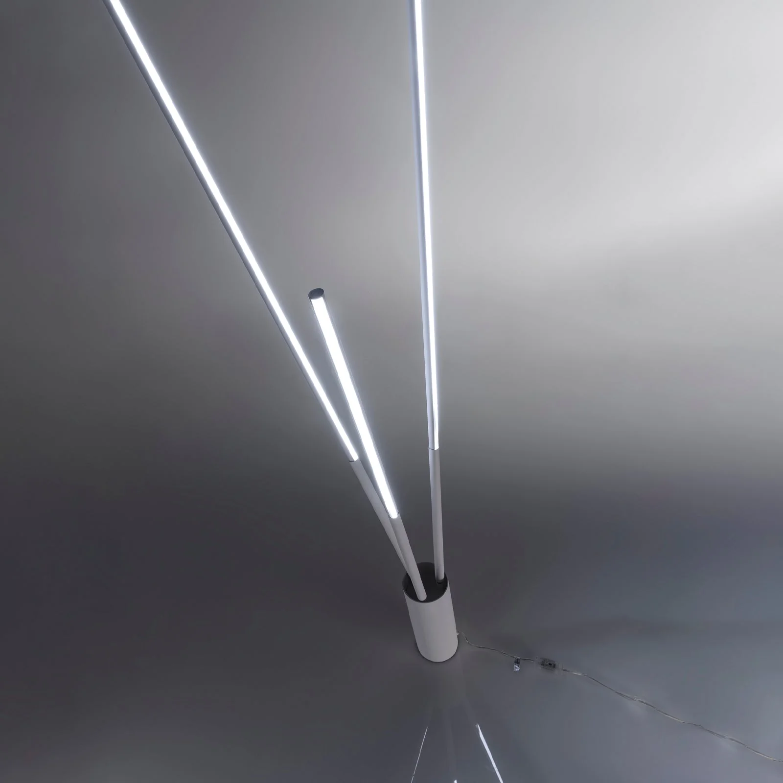 Lampada led da terra MELK - Image 3