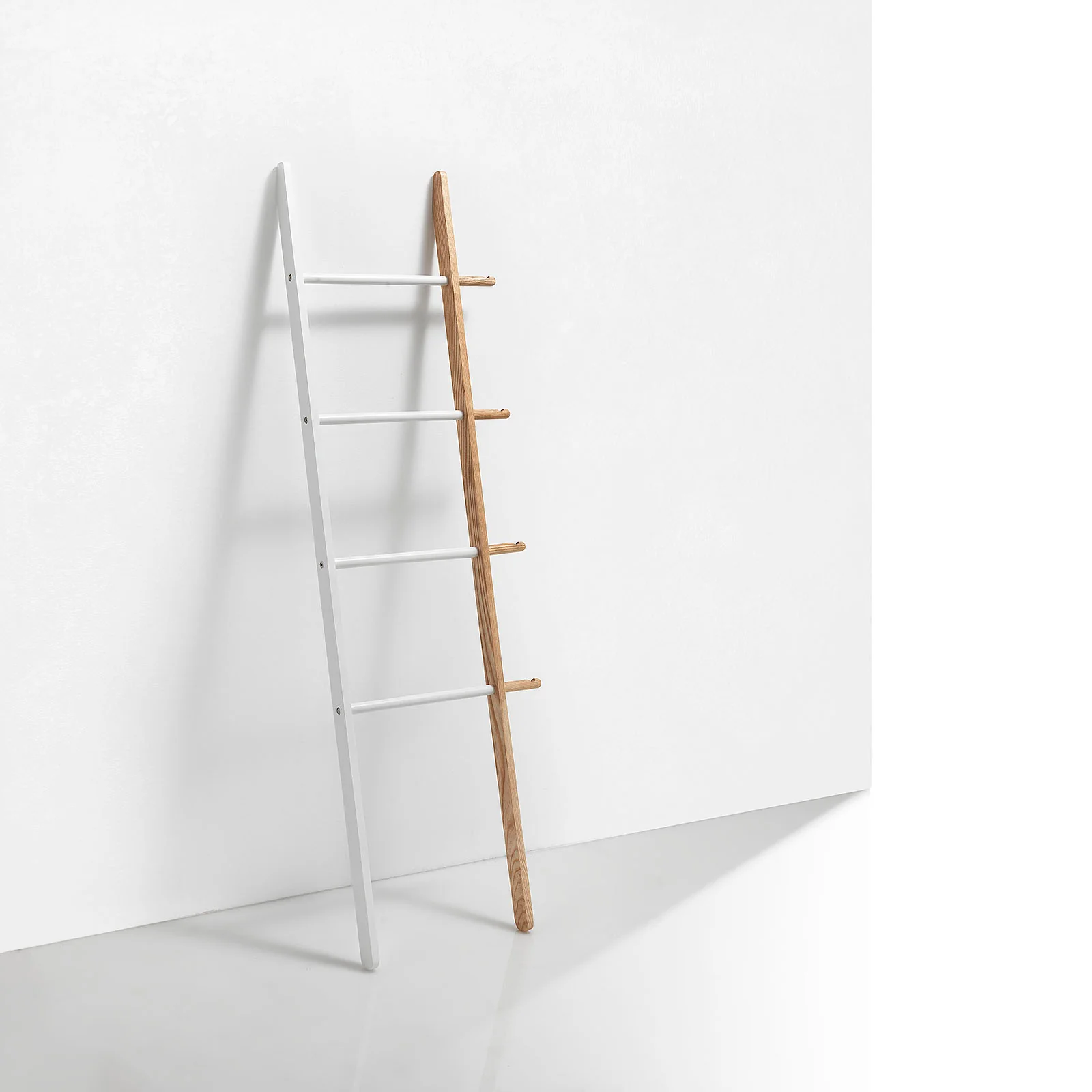 Scala porta asciugamani GONN bianco